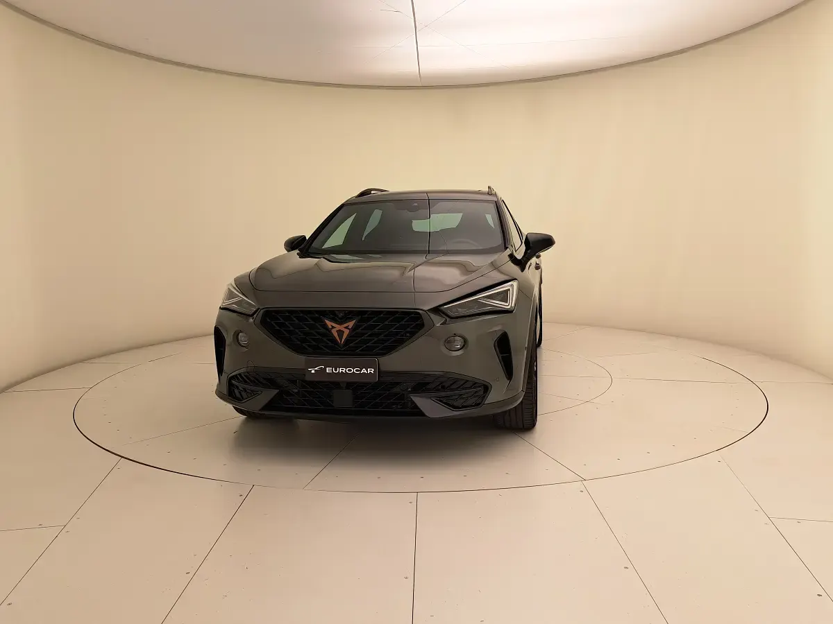 Usata Cupra Formentor 245 CV (180 kW) 2023 Grigio cliff SUV