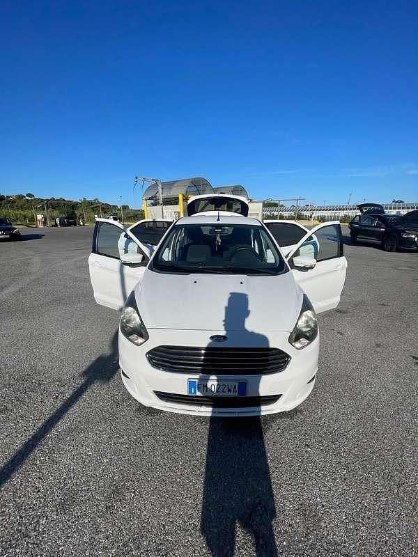 Usata Ford Ka 86 CV (63 kW) 2016 Berlina
