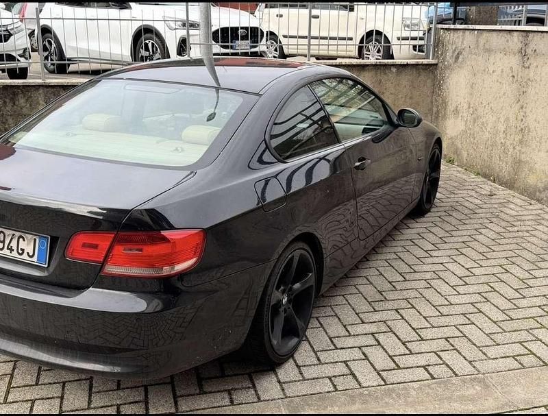 Usata BMW 320 M Sport 177 CV (130 kW) 2009 Coupé