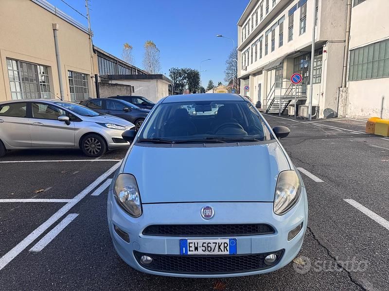 Usata Fiat Punto Evo 69 CV (50 kW) 2014 Blu Utilitaria