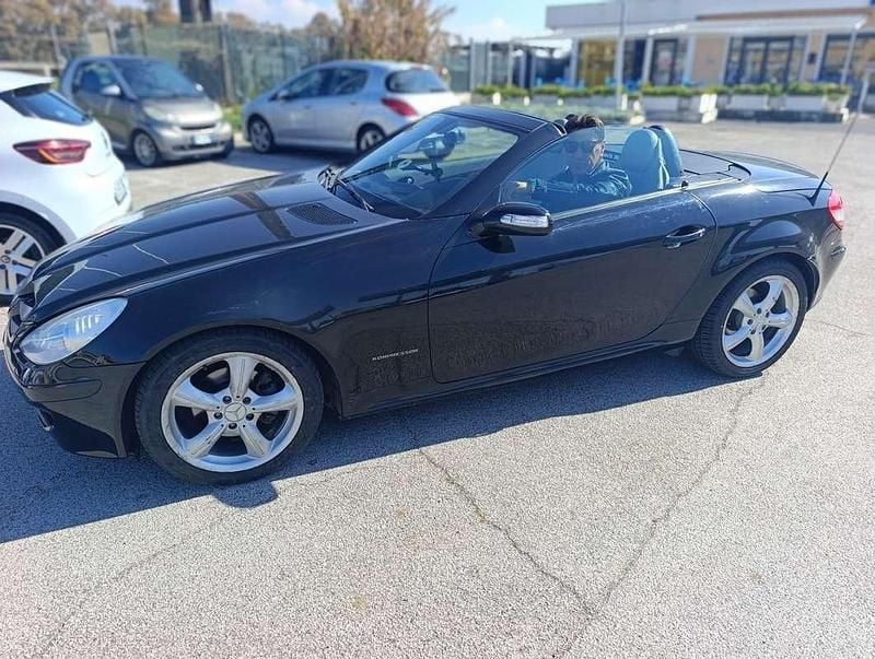 Usata Mercedes SLK200 Elegance 175 CV (128 kW) 2007 Nero Cabrio