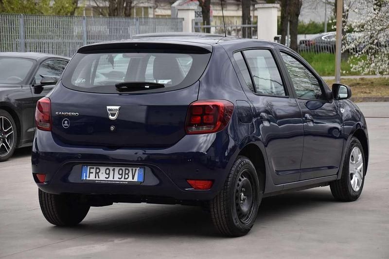 Usata Dacia Sandero Comfort 90 CV (66 kW) 2018 Blu/azzurro Berlina