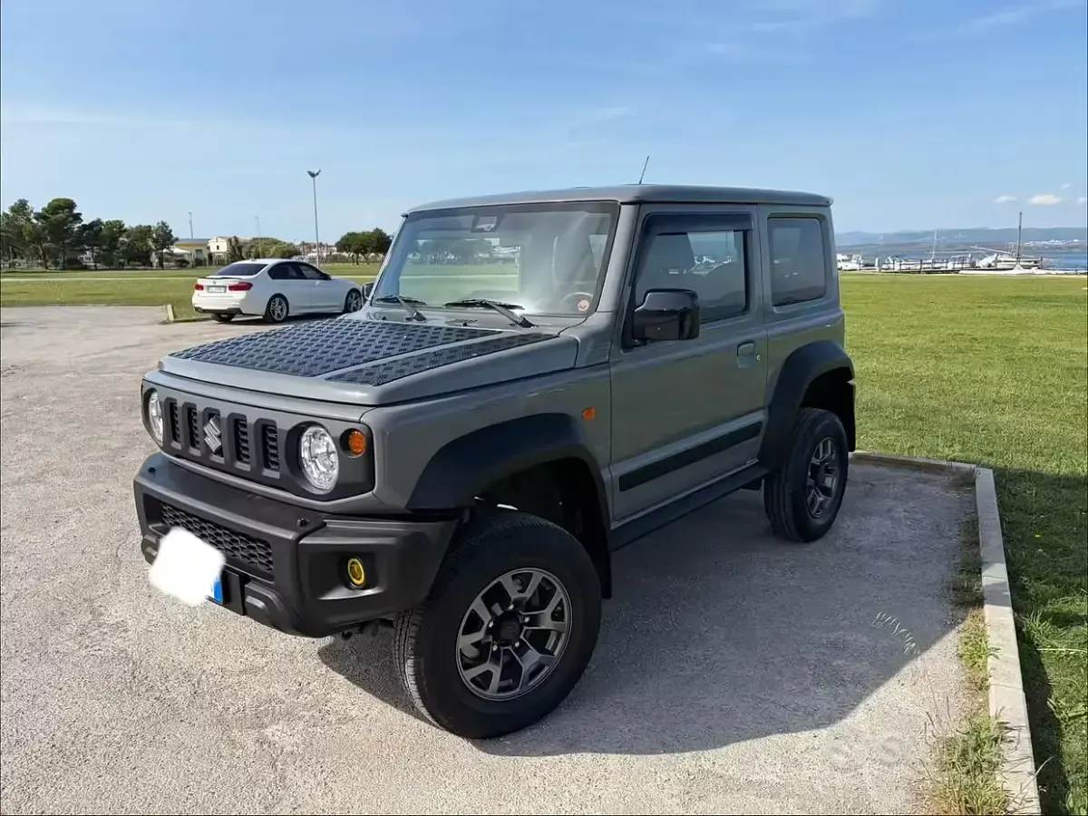 Usata Suzuki Jimny 2019 Grigio SUV