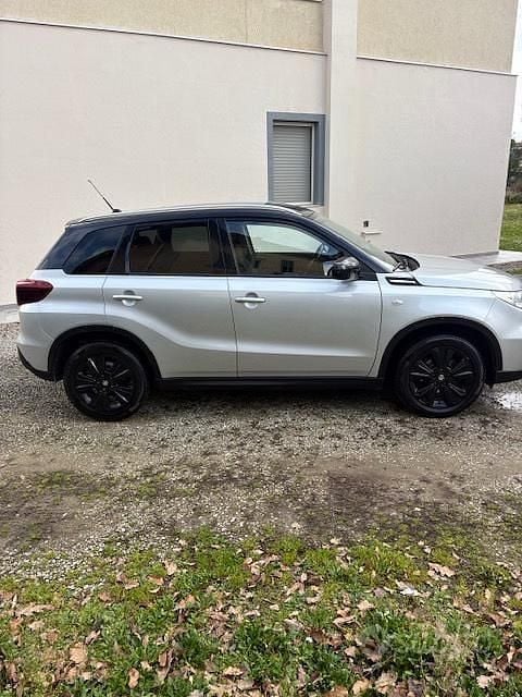 Usata Suzuki Vitara 2020 Grigio SUV
