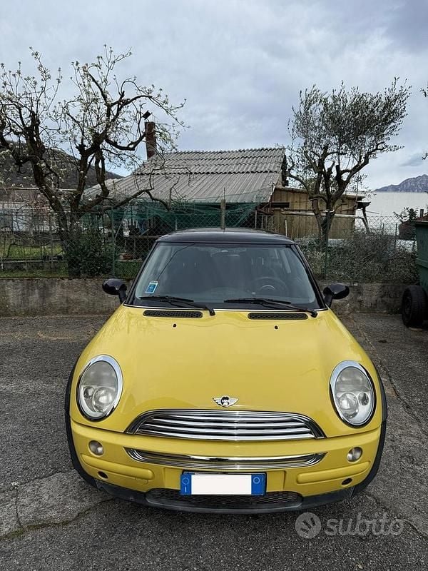 Usata Mini Cooper 2002 Utilitaria