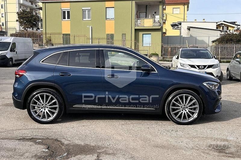 Usata Mercedes GLA200 Premium 150 CV (110 kW) 2023 Blu SUV
