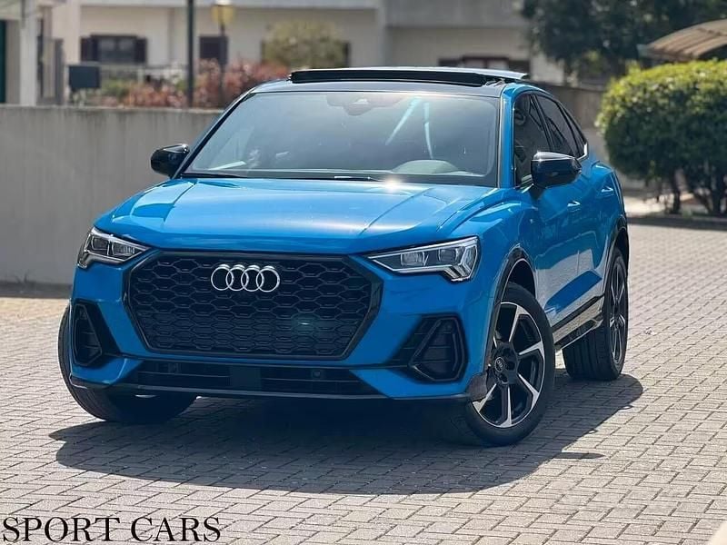 Usata Audi Q3 Ambiente 150 CV (110 kW) 2021 Blu SUV