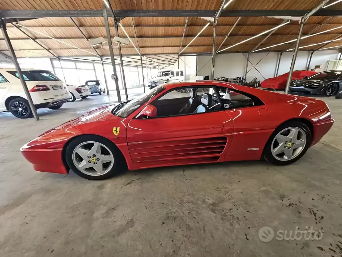 Usata Ferrari 348 300 CV (220 kW) 1992 Rosso Coupé