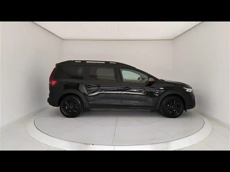 Usata Dacia Jogger Extreme 91 CV (66 kW) 2023 Nero Monovolume