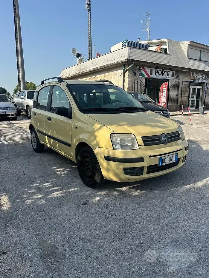 Usata Fiat Panda 60 CV (44 kW) 2006 Giallo Utilitaria