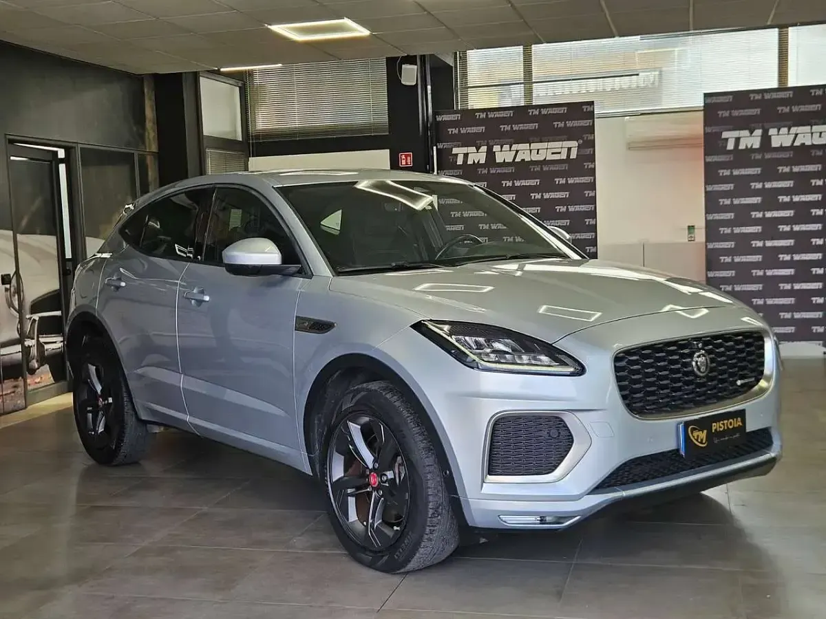 Usata Jaguar E-Pace R-Dynamic 163 CV (119 kW) 2021 Argento SUV