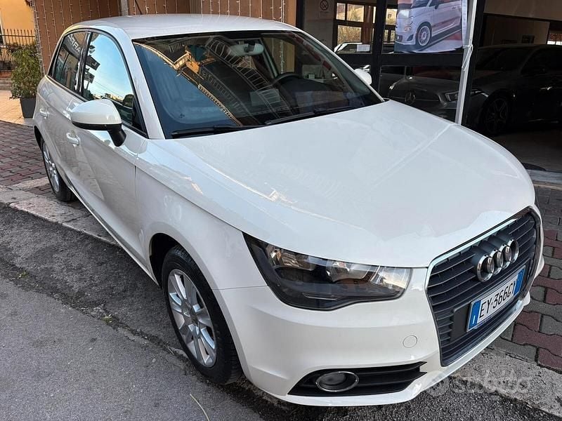 Usata Audi A1 Attraction 90 CV (66 kW) 2015 Bianco Utilitaria