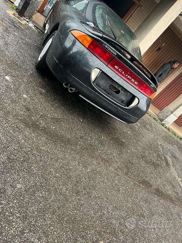 Nero Usata 1996 Mitsubishi Eclipse Coupé | 5500 € - Immagine 1/4