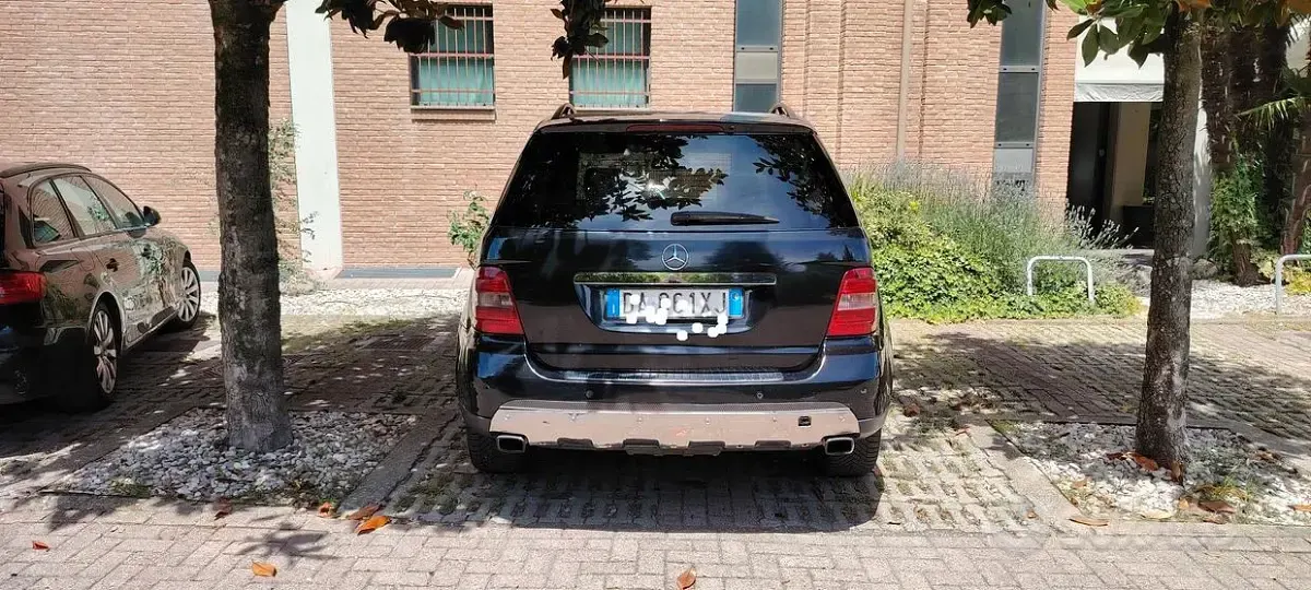 Usata Mercedes ML280 190 CV (139 kW) 2007 Nero SUV