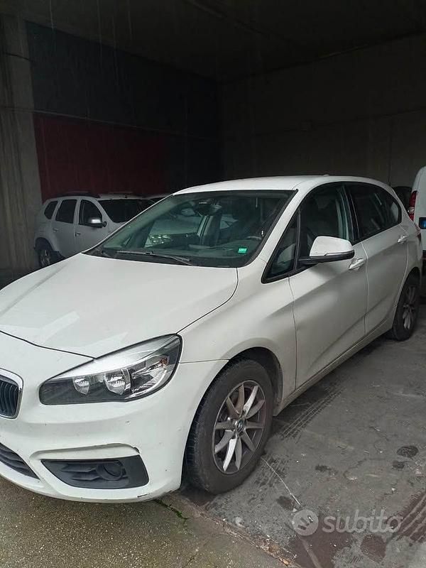 Usata BMW 216 Active Tourer 2017 Bianco Monovolume