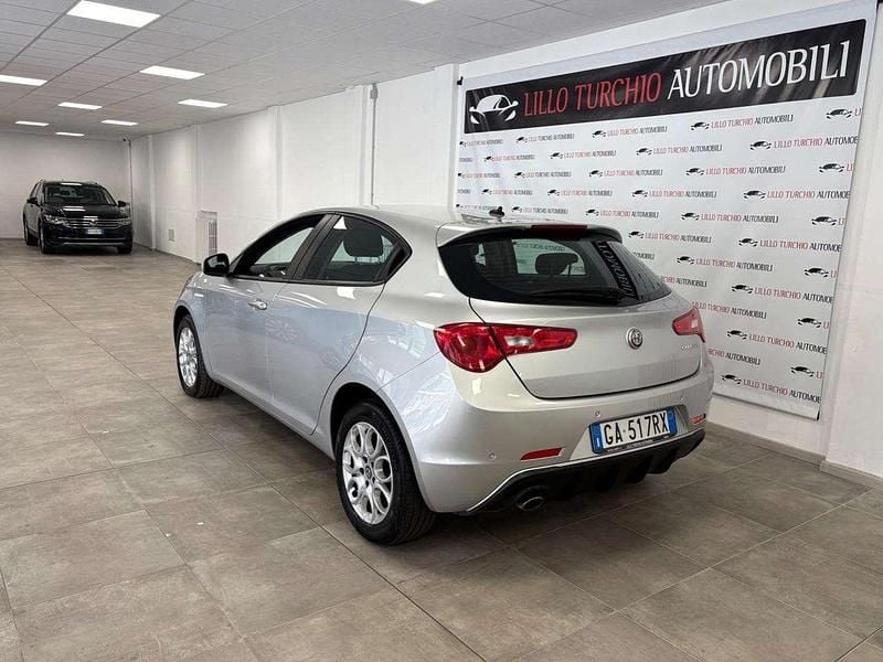 Usata Alfa Romeo Giulietta Business 120 CV (88 kW) 2020 Grigio Utilitaria