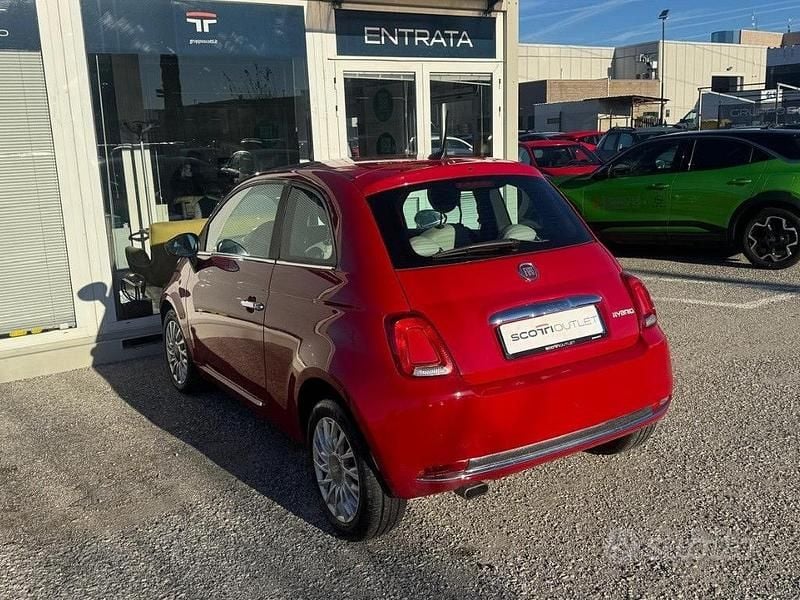 Usata Fiat 500 Dolcevita 70 CV (51 kW) 2022 Rosso Berlina