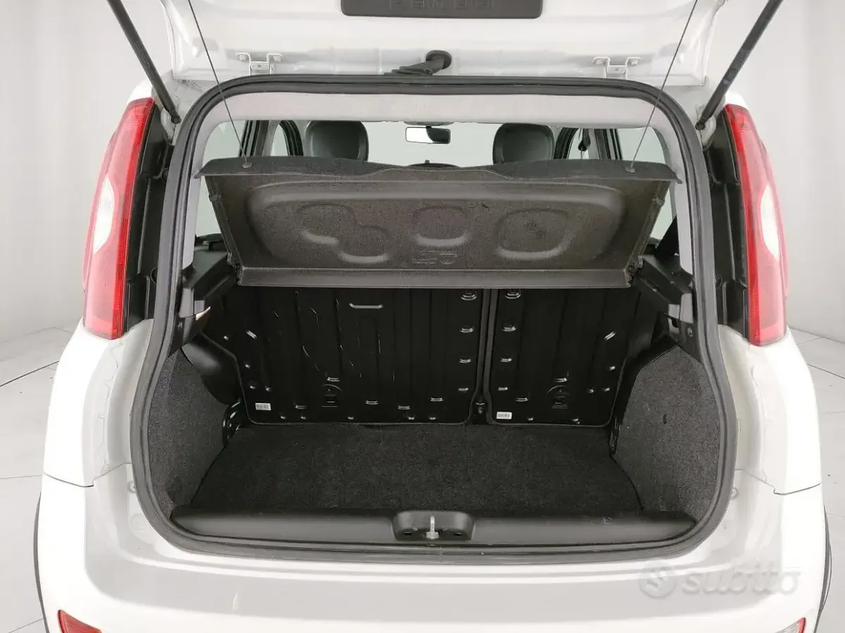 Usata Fiat Panda 4x4 S 95 CV (69 kW) 2018 Bianco Utilitaria