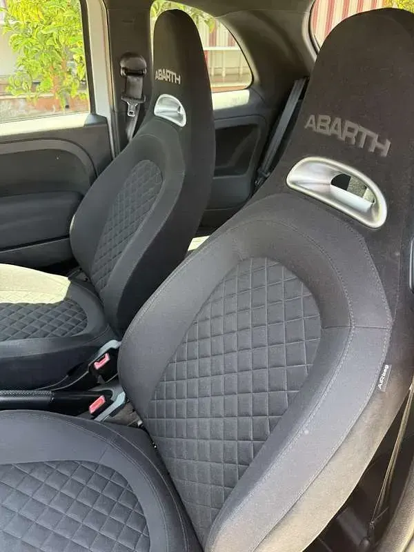Usata Abarth 595 144 CV (105 kW) 2021 Utilitaria
