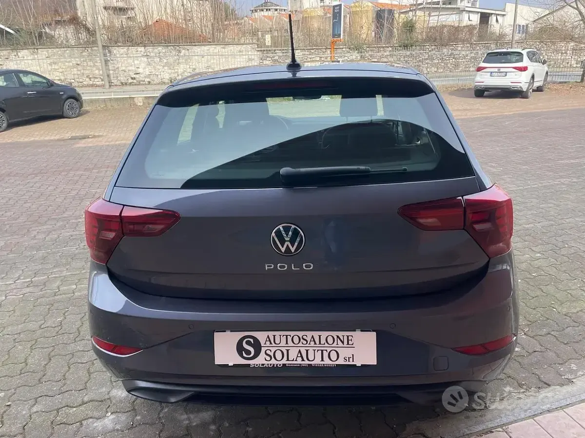 Usata VW Polo Life 95 CV (69 kW) 2025 Grigio Utilitaria