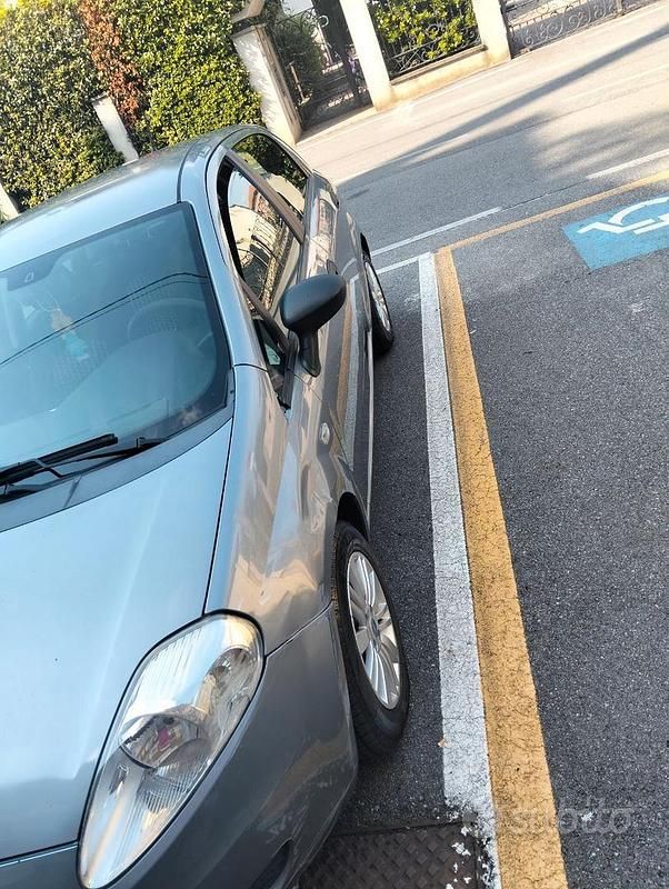 Usata Fiat Grande Punto 2006 Utilitaria