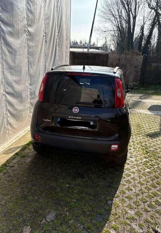 Usata Fiat Panda Lounge 86 CV (63 kW) 2017 Nero Utilitaria