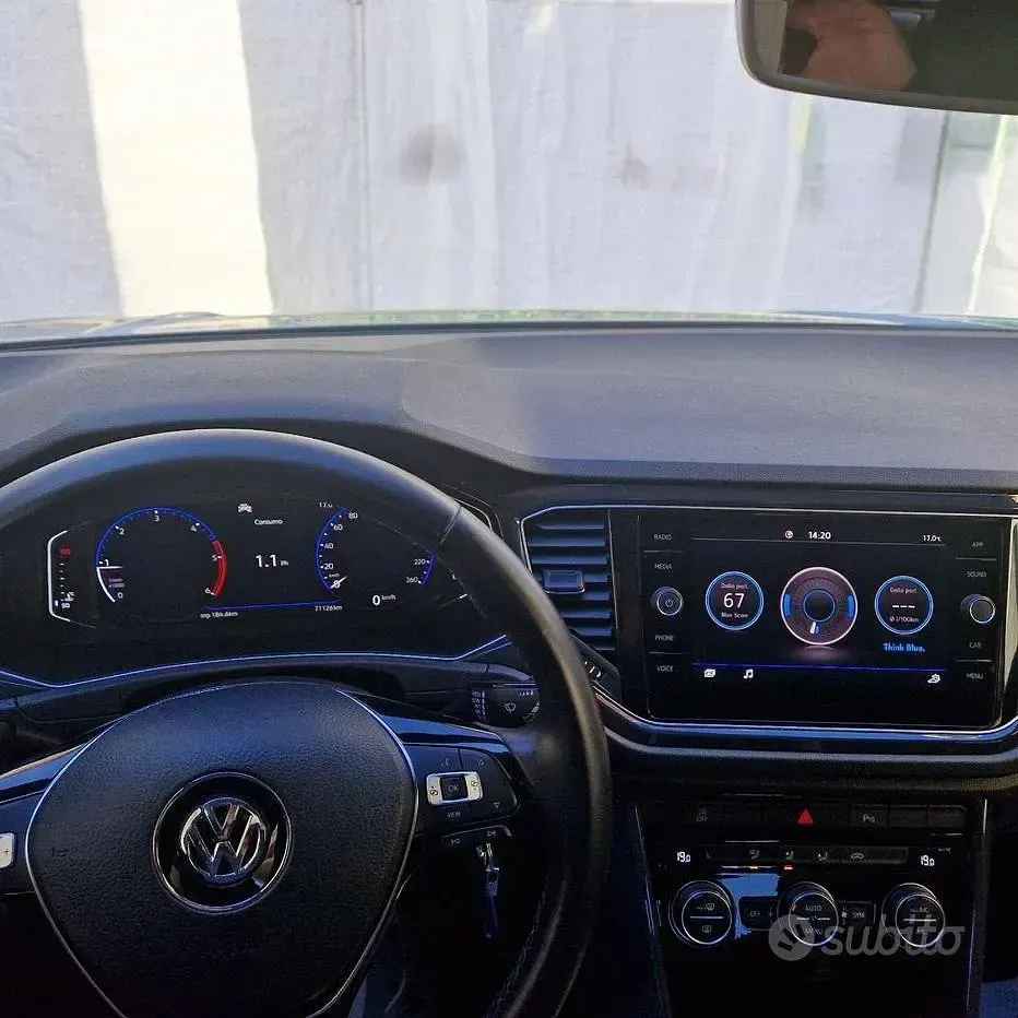Usata VW T-Roc Advance 150 CV (110 kW) 2020 Bianco SUV