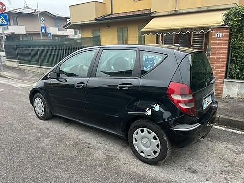 Usata Mercedes A180 109 CV (80 kW) 2004 Nero Utilitaria