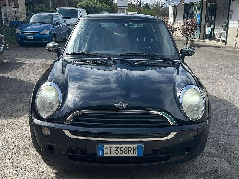 Usata Mini ONE 90 CV (66 kW) 2004 Nero Utilitaria