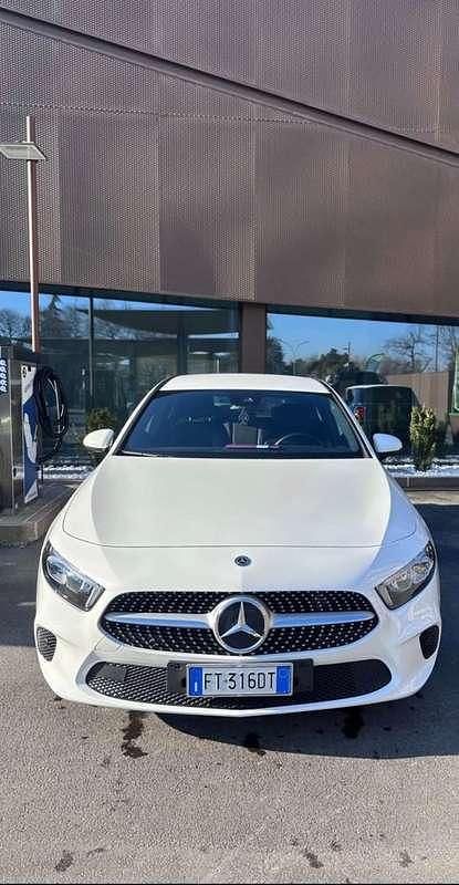 Usata Mercedes A180 Executive 116 CV (85 kW) 2018 Bianco Berlina