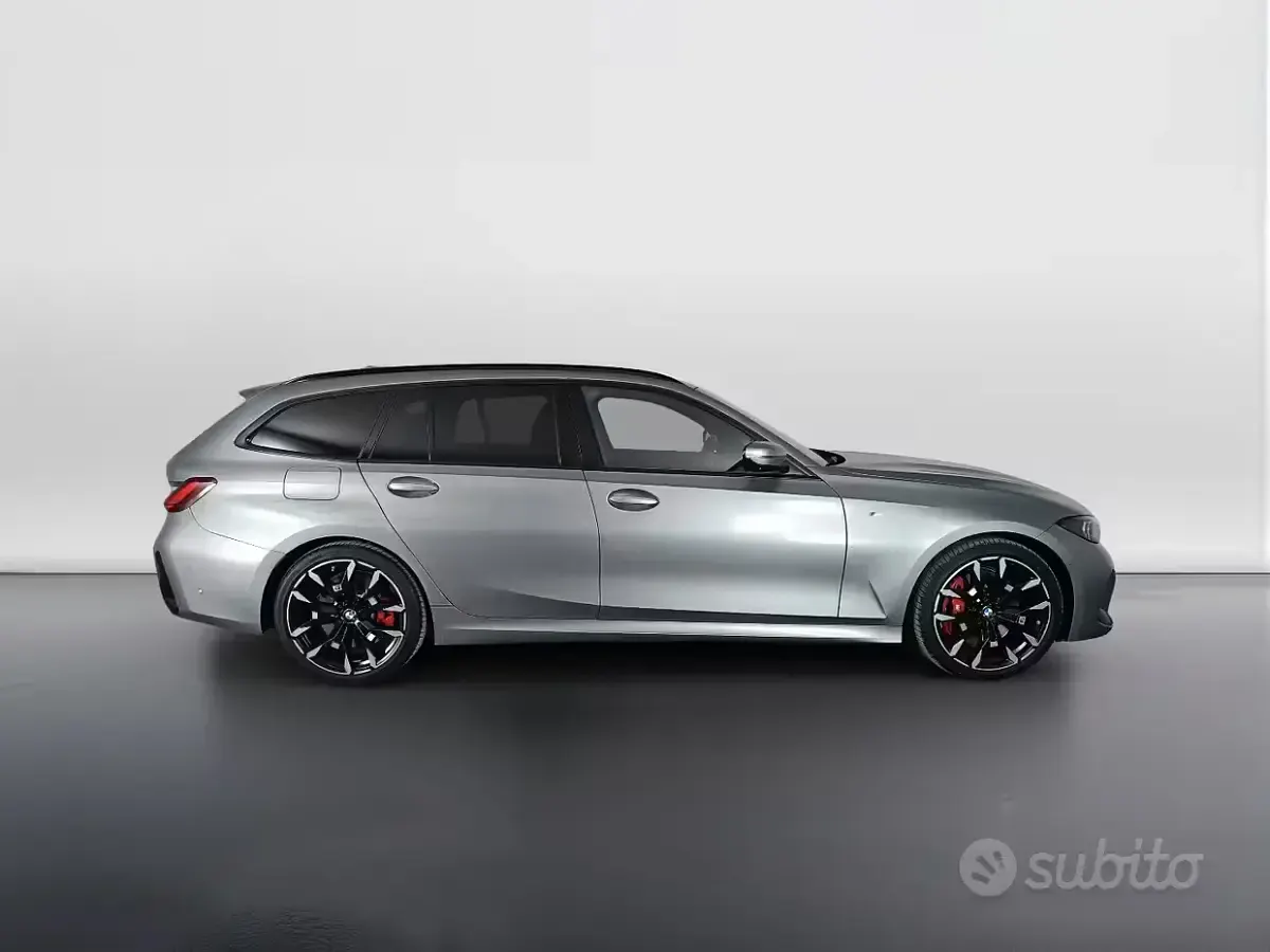 Begagnad BMW 320e M Sport 190 HK (139 kW) 2025 Grå Kombi