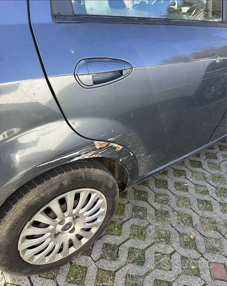 Usata Fiat Punto Evo 77 CV (56 kW) 2010 Grigio Utilitaria