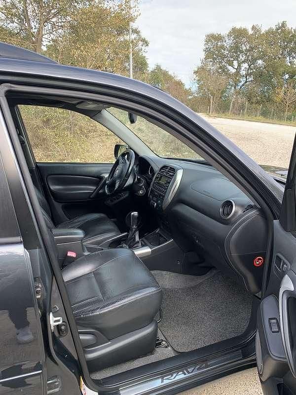 Usata Toyota RAV4 Sol 116 CV (85 kW) 2005 SUV