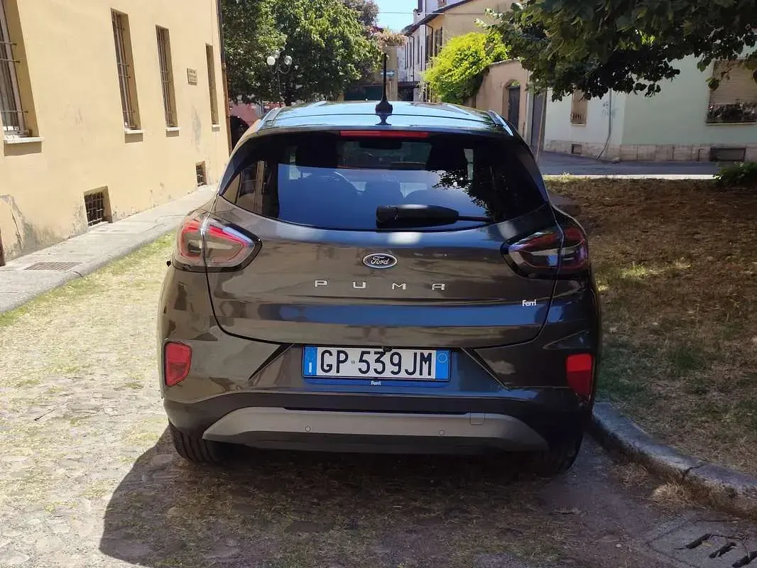 Usata Ford Puma Titanium 125 CV (91 kW) 2023 Grigio SUV