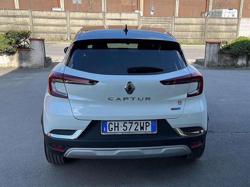 Usata Renault Captur Intens 92 CV (67 kW) 2022 Bianco SUV