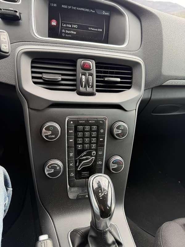 Usata Volvo V40 CC Summum 150 CV (110 kW) 2014 Station wagon