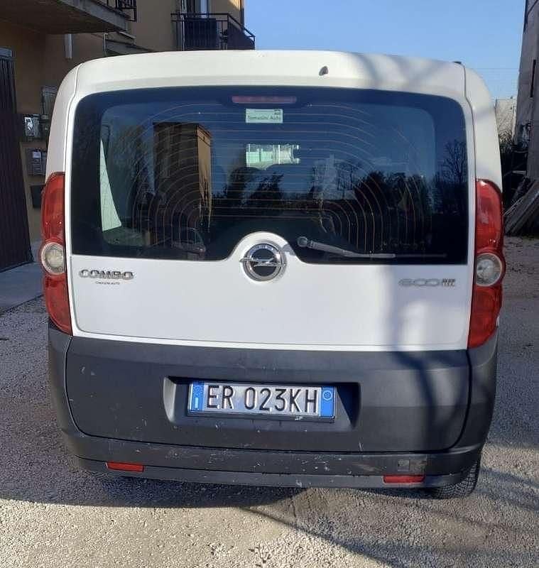 Usata Opel Combo S 90 CV (66 kW) 2013 Bianco Monovolume