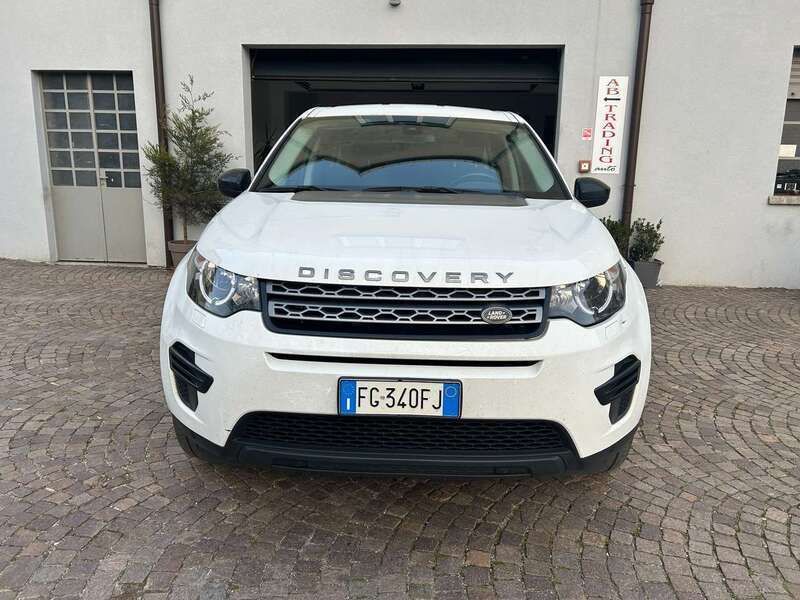 Bianco Usata 2016 Land Rover Discovery Sport SUV | 7900 € - Immagine 1/4