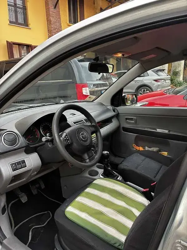 Usata Mazda 3 84 CV (61 kW) 2004 Berlina