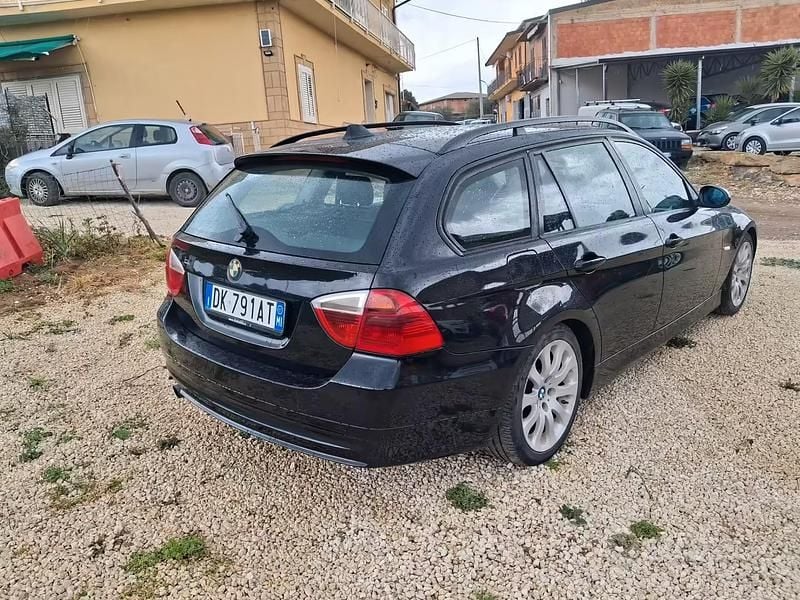Usata BMW 320 163 CV (119 kW) 2007 Nero Station wagon