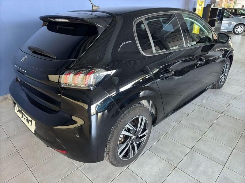 Usata Peugeot 208 Allure 101 CV (74 kW) 2023 Nero Utilitaria