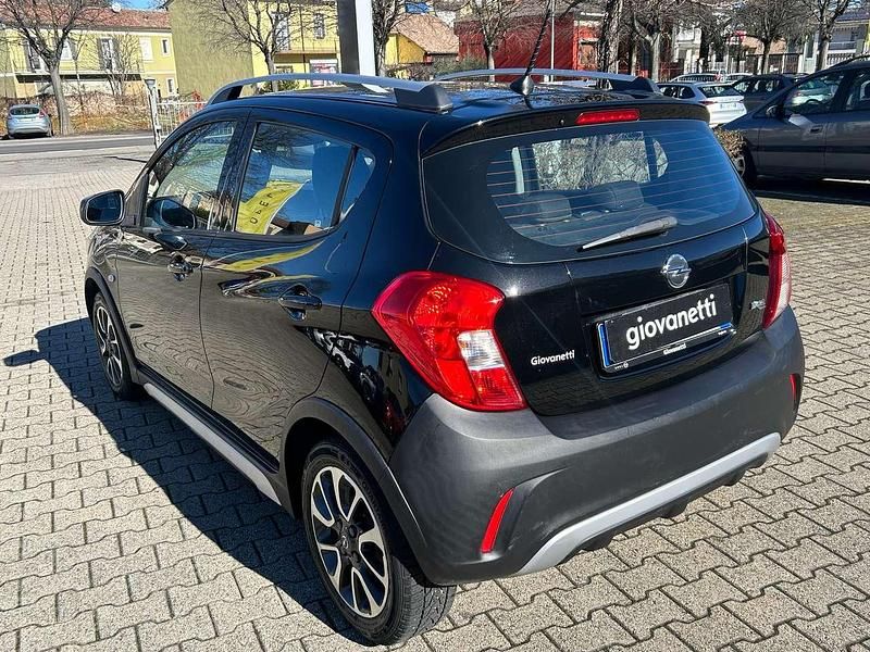 Usata Opel Karl Rocks 73 CV (53 kW) 2019 Nero Utilitaria