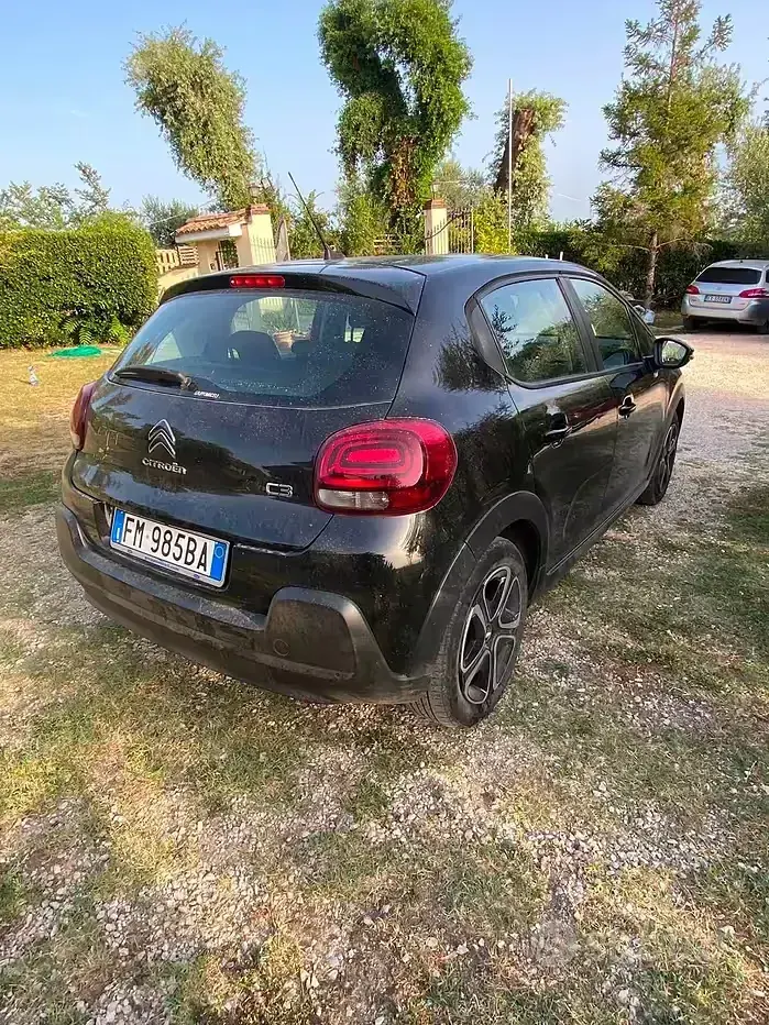 Usata Citroën C3 PureTech 83 CV (61 kW) 2019 Nero Utilitaria