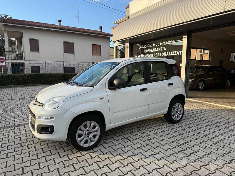 Usata Fiat Panda Easy 71 CV (52 kW) 2020 Bianco Utilitaria