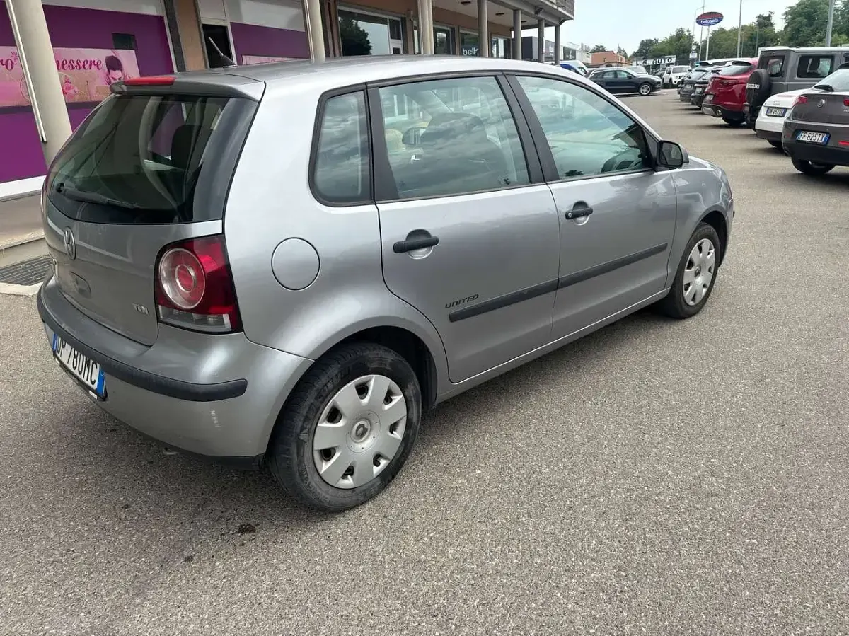 Usata VW Polo United 69 CV (50 kW) 2008 Grigio Utilitaria