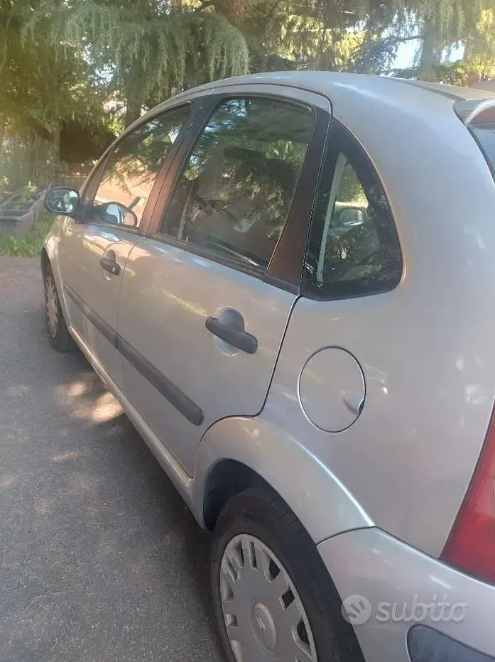 Usata Citroën C3 60 CV (44 kW) 2004 Grigio Utilitaria