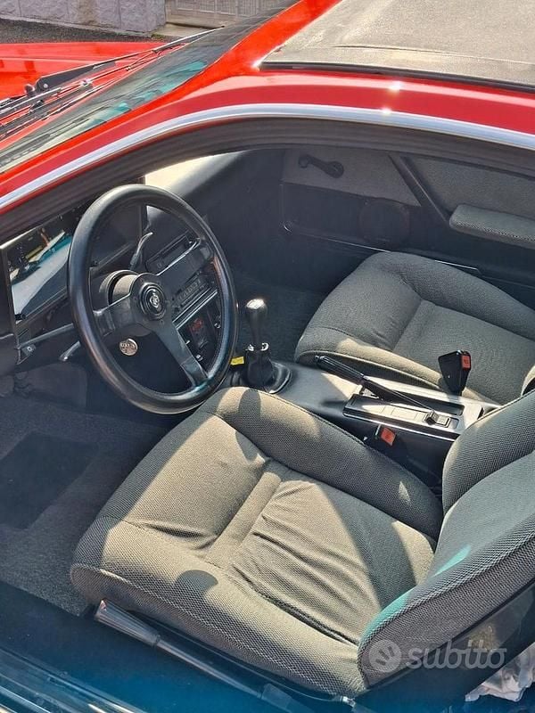 Usata Lancia Beta 135 CV (99 kW) 1982 Rosso Cabrio