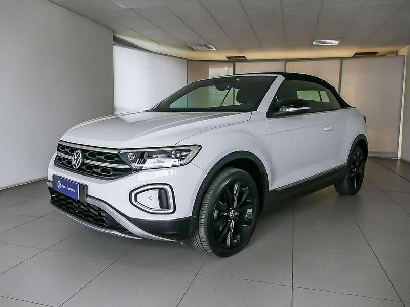 Usata VW T-Roc Style 110 CV (80 kW) 2022 Pure white SUV