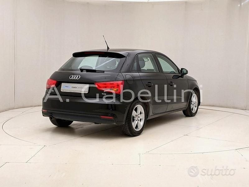 Usado Audi A1 90 CV (66 kW) 2016 Negro Utilitario