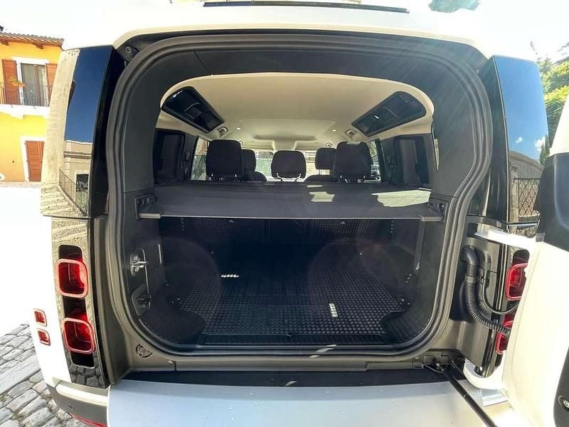 Usata Land Rover Defender 200 CV (147 kW) 2021 SUV